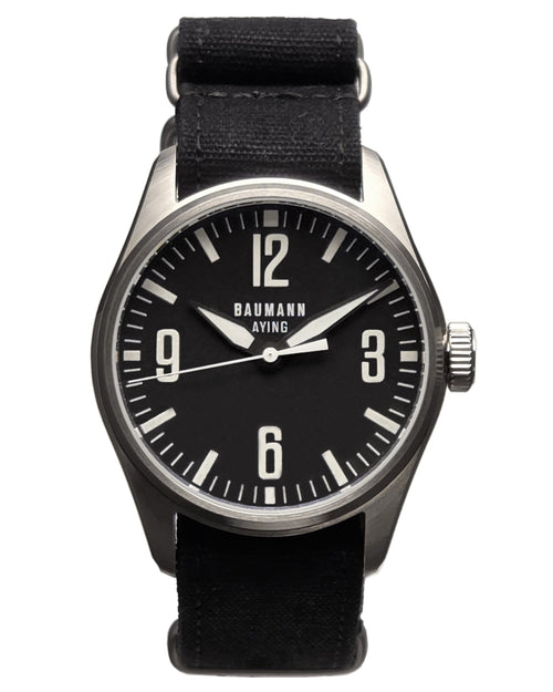 F38 Schwarz/Schwarz